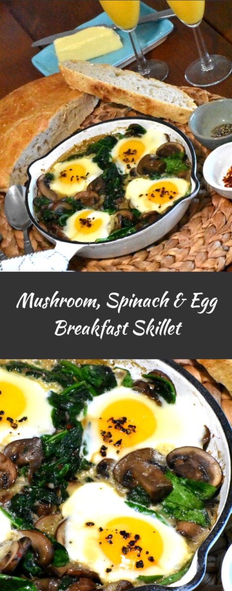 蘑菇、菠菜和鸡蛋的长柄早餐煎锅